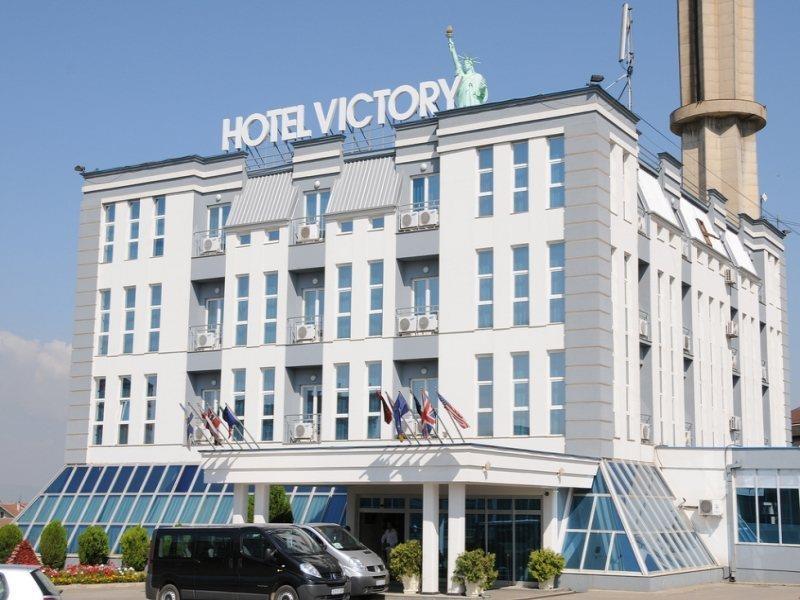 Hotel Victory Pristina Exteriör bild